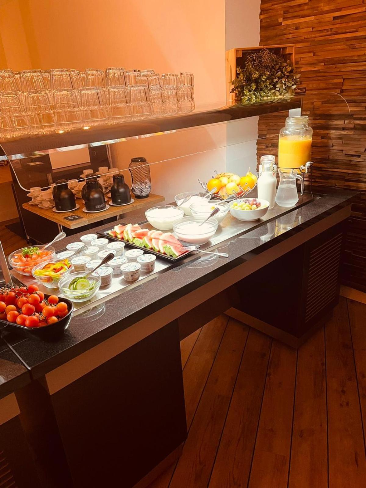 Hagen'S Hotel "Eat & Meet" Restaurant Bar Lounge Haren Luaran gambar